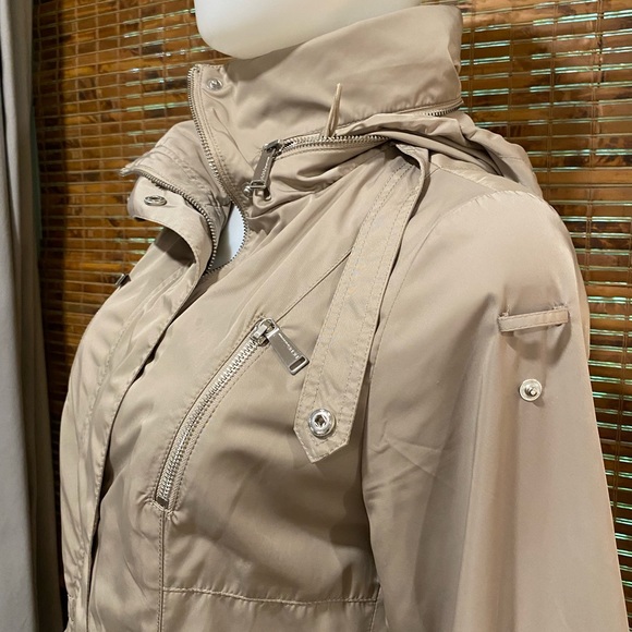 BCNGeneration Jacket - Picture 4 of 7